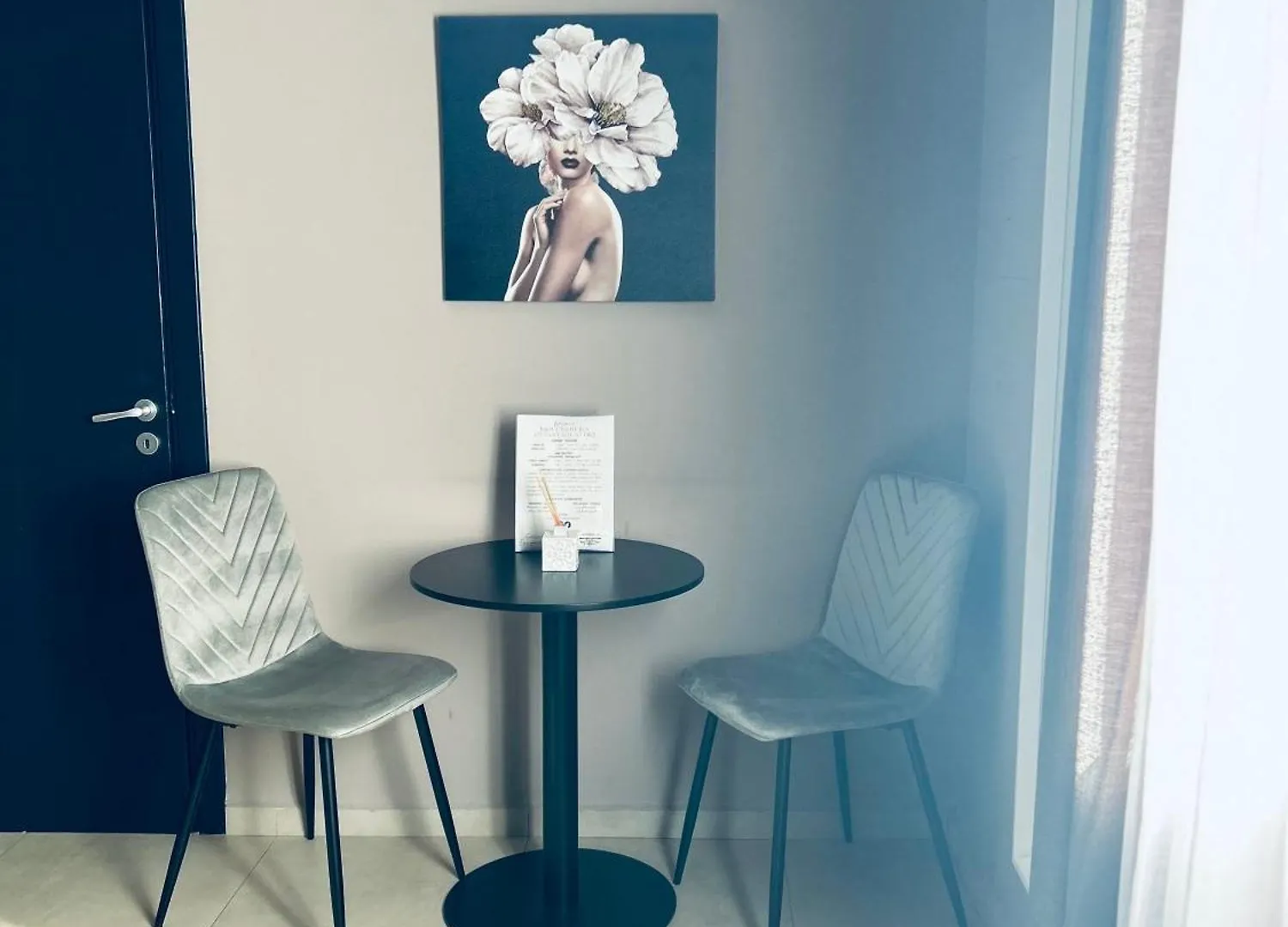 B&B Ungheria Ottantaquattro Palermo Italy