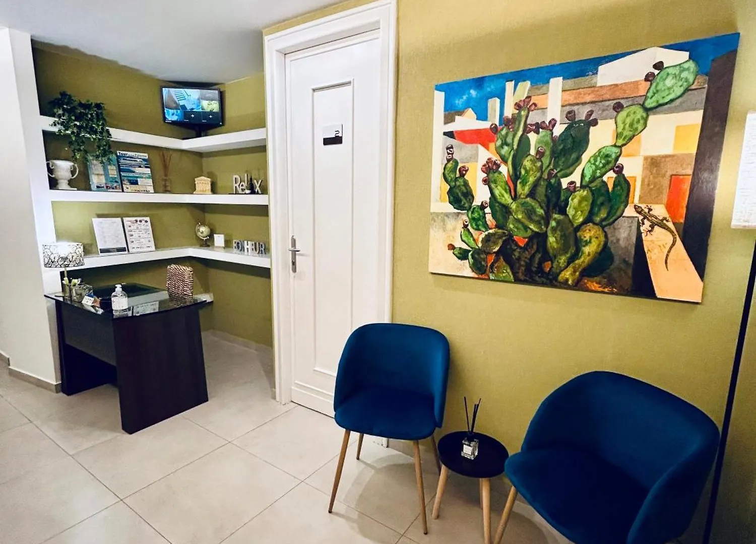 Bed & Breakfast B&B Ungheria Ottantaquattro Palermo Italy